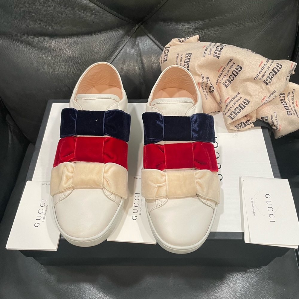 Gucci ace leather velvet bow Slip On Sneakers 💯 Authentic